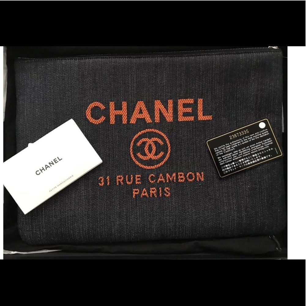 🚫Sold🚫 Chanel Deuville Large Denim O Case - Picture 5 of 5